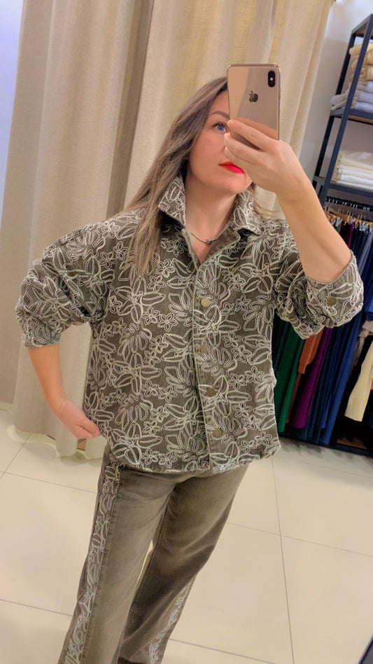 İşlemeli Premium Jean Ceket